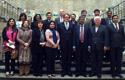 Delegation der Obersten Steuerbehörde Pakistans zu Besuch beim Finanzgericht Köln