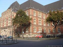 Das Gerichtsgebäude am Appellhofplatz Das Gerichtsgebäude am Appellhofplatz